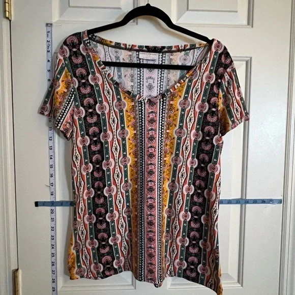 Bobbie Brooks short sleeve, Large - Picture 1 of 5